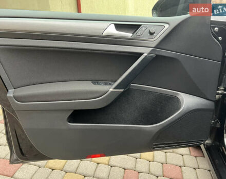 Чорний Фольксваген e-Golf, об'ємом двигуна 0 л та пробігом 109 тис. км за 12250 $, фото 21 на Automoto.ua