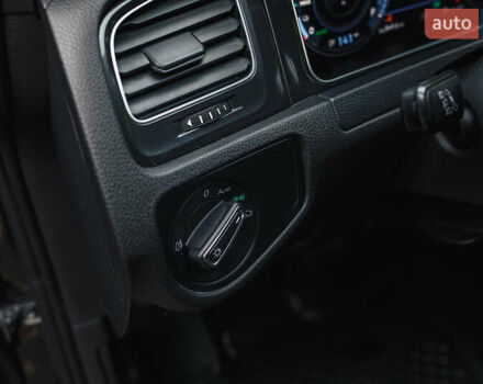 Чорний Фольксваген e-Golf, об'ємом двигуна 0 л та пробігом 110 тис. км за 12500 $, фото 20 на Automoto.ua