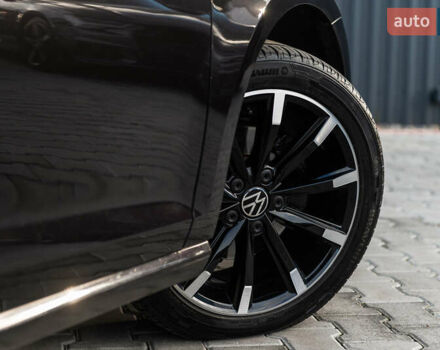 Черный Фольксваген e-Golf, объемом двигателя 0 л и пробегом 93 тыс. км за 15500 $, фото 11 на Automoto.ua