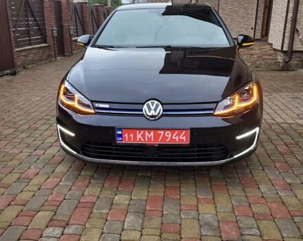 Черный Фольксваген e-Golf, объемом двигателя 0 л и пробегом 25 тыс. км за 16300 $, фото 5 на Automoto.ua