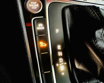 Черный Фольксваген e-Golf, объемом двигателя 0 л и пробегом 133 тыс. км за 16199 $, фото 54 на Automoto.ua