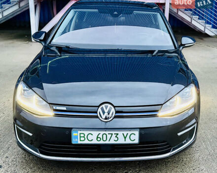 Черный Фольксваген e-Golf, объемом двигателя 0 л и пробегом 133 тыс. км за 16199 $, фото 3 на Automoto.ua