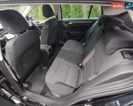 Черный Фольксваген e-Golf, объемом двигателя 0 л и пробегом 148 тыс. км за 12200 $, фото 16 на Automoto.ua