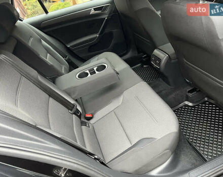 Чорний Фольксваген e-Golf, об'ємом двигуна 0 л та пробігом 109 тис. км за 12250 $, фото 27 на Automoto.ua