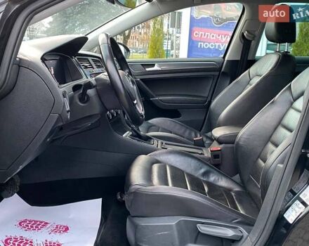 Черный Фольксваген e-Golf, объемом двигателя 0 л и пробегом 109 тыс. км за 14500 $, фото 9 на Automoto.ua