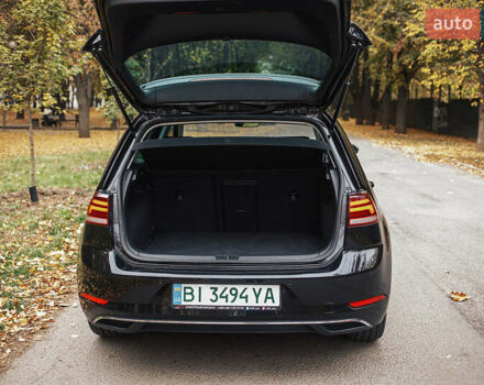 Чорний Фольксваген e-Golf, об'ємом двигуна 0 л та пробігом 110 тис. км за 12500 $, фото 23 на Automoto.ua