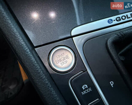 Черный Фольксваген e-Golf, объемом двигателя 0 л и пробегом 145 тыс. км за 14900 $, фото 65 на Automoto.ua