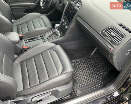 Черный Фольксваген e-Golf, объемом двигателя 0 л и пробегом 108 тыс. км за 13800 $, фото 7 на Automoto.ua