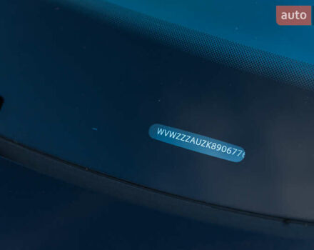 Черный Фольксваген e-Golf, объемом двигателя 0 л и пробегом 93 тыс. км за 15500 $, фото 38 на Automoto.ua