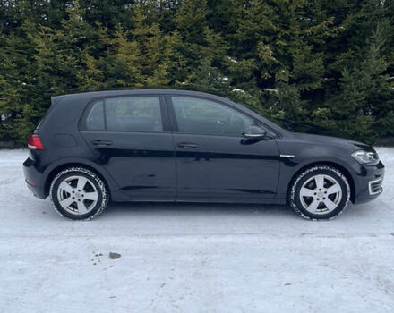 Чорний Фольксваген e-Golf, об'ємом двигуна 0 л та пробігом 108 тис. км за 13500 $, фото 6 на Automoto.ua