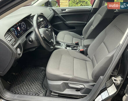 Чорний Фольксваген e-Golf, об'ємом двигуна 0 л та пробігом 109 тис. км за 12250 $, фото 15 на Automoto.ua