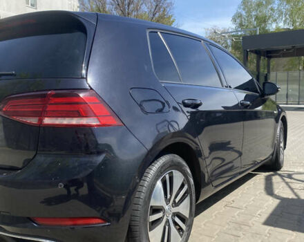 Черный Фольксваген e-Golf, объемом двигателя 0 л и пробегом 242 тыс. км за 12500 $, фото 4 на Automoto.ua