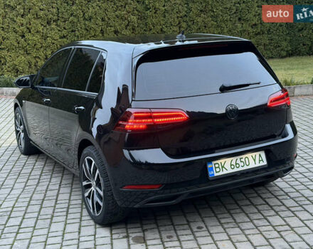 Черный Фольксваген e-Golf, объемом двигателя 0 л и пробегом 145 тыс. км за 14900 $, фото 23 на Automoto.ua