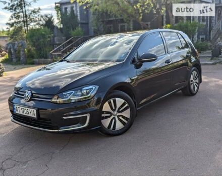 Черный Фольксваген e-Golf, объемом двигателя 0 л и пробегом 79 тыс. км за 15300 $, фото 5 на Automoto.ua