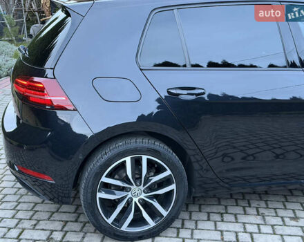 Черный Фольксваген e-Golf, объемом двигателя 0 л и пробегом 145 тыс. км за 14900 $, фото 29 на Automoto.ua