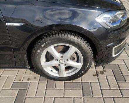 Черный Фольксваген e-Golf, объемом двигателя 0 л и пробегом 133 тыс. км за 14900 $, фото 35 на Automoto.ua