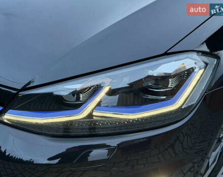 Черный Фольксваген e-Golf, объемом двигателя 0 л и пробегом 145 тыс. км за 14900 $, фото 84 на Automoto.ua