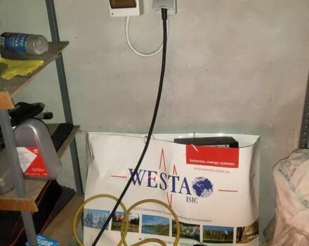 Черный Фольксваген e-Golf, объемом двигателя 0 л и пробегом 133 тыс. км за 14900 $, фото 1 на Automoto.ua