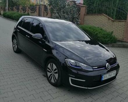 Черный Фольксваген e-Golf, объемом двигателя 0 л и пробегом 82 тыс. км за 14200 $, фото 6 на Automoto.ua