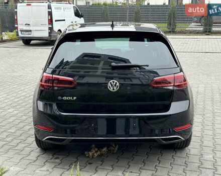 Черный Фольксваген e-Golf, объемом двигателя 0 л и пробегом 110 тыс. км за 14400 $, фото 5 на Automoto.ua