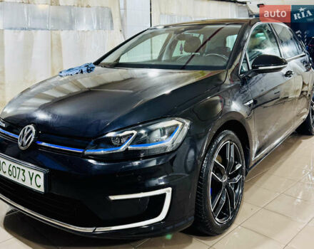 Черный Фольксваген e-Golf, объемом двигателя 0 л и пробегом 133 тыс. км за 16199 $, фото 24 на Automoto.ua