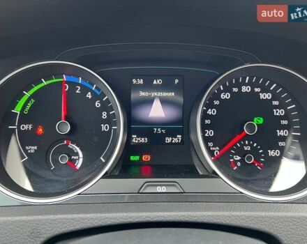 Черный Фольксваген e-Golf, объемом двигателя 0 л и пробегом 47 тыс. км за 16900 $, фото 7 на Automoto.ua