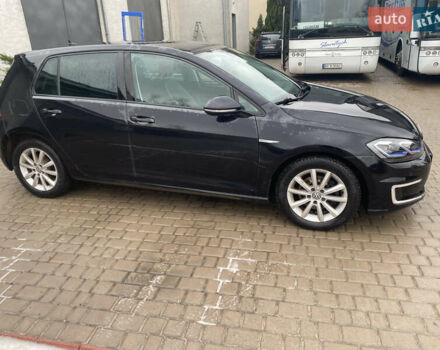 Черный Фольксваген e-Golf, объемом двигателя 0 л и пробегом 151 тыс. км за 12999 $, фото 1 на Automoto.ua