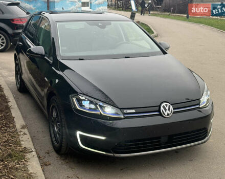 Черный Фольксваген e-Golf, объемом двигателя 0 л и пробегом 110 тыс. км за 14400 $, фото 39 на Automoto.ua