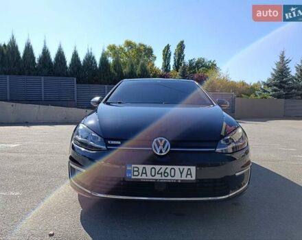 Черный Фольксваген e-Golf, объемом двигателя 0 л и пробегом 59 тыс. км за 14950 $, фото 4 на Automoto.ua