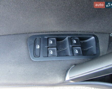 Черный Фольксваген e-Golf, объемом двигателя 0 л и пробегом 166 тыс. км за 11000 $, фото 22 на Automoto.ua