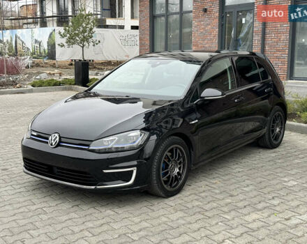 Черный Фольксваген e-Golf, объемом двигателя 0 л и пробегом 110 тыс. км за 14400 $, фото 2 на Automoto.ua