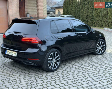 Черный Фольксваген e-Golf, объемом двигателя 0 л и пробегом 145 тыс. км за 14900 $, фото 19 на Automoto.ua