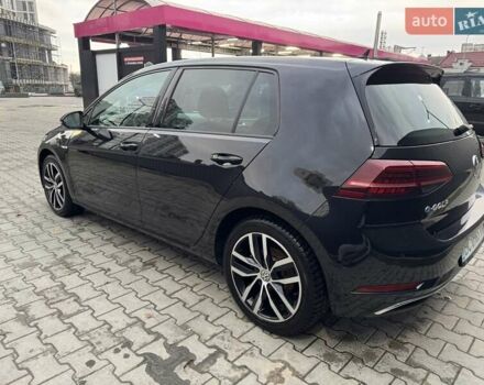 Черный Фольксваген e-Golf, объемом двигателя 0 л и пробегом 159 тыс. км за 14600 $, фото 4 на Automoto.ua