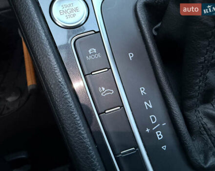 Черный Фольксваген e-Golf, объемом двигателя 0 л и пробегом 145 тыс. км за 14900 $, фото 67 на Automoto.ua