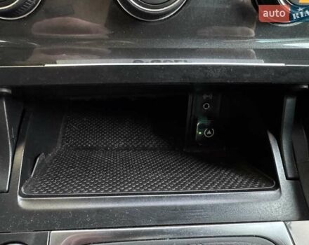 Черный Фольксваген e-Golf, объемом двигателя 0 л и пробегом 159 тыс. км за 14600 $, фото 16 на Automoto.ua