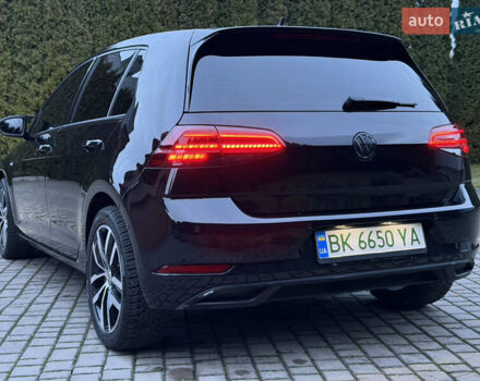 Черный Фольксваген e-Golf, объемом двигателя 0 л и пробегом 145 тыс. км за 14900 $, фото 43 на Automoto.ua