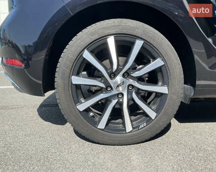 Чорний Фольксваген e-Golf, об'ємом двигуна 0 л та пробігом 65 тис. км за 14700 $, фото 12 на Automoto.ua