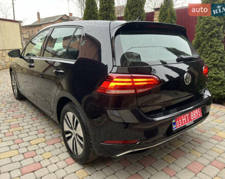 Чорний Фольксваген e-Golf, об'ємом двигуна 0 л та пробігом 109 тис. км за 12250 $, фото 7 на Automoto.ua