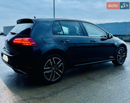 Черный Фольксваген e-Golf, объемом двигателя 0 л и пробегом 133 тыс. км за 16199 $, фото 11 на Automoto.ua
