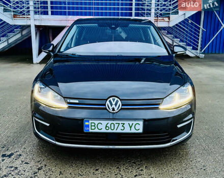 Черный Фольксваген e-Golf, объемом двигателя 0 л и пробегом 133 тыс. км за 16199 $, фото 16 на Automoto.ua