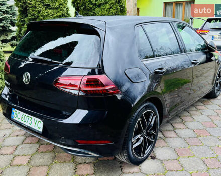 Черный Фольксваген e-Golf, объемом двигателя 0 л и пробегом 133 тыс. км за 16199 $, фото 67 на Automoto.ua