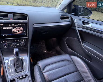 Черный Фольксваген e-Golf, объемом двигателя 0 л и пробегом 145 тыс. км за 14900 $, фото 81 на Automoto.ua