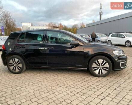Черный Фольксваген e-Golf, объемом двигателя 0 л и пробегом 109 тыс. км за 14500 $, фото 3 на Automoto.ua