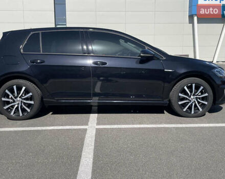 Чорний Фольксваген e-Golf, об'ємом двигуна 0 л та пробігом 65 тис. км за 14700 $, фото 3 на Automoto.ua
