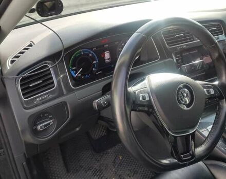 Черный Фольксваген e-Golf, объемом двигателя 0 л и пробегом 133 тыс. км за 14900 $, фото 42 на Automoto.ua