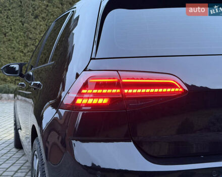 Черный Фольксваген e-Golf, объемом двигателя 0 л и пробегом 145 тыс. км за 14900 $, фото 35 на Automoto.ua