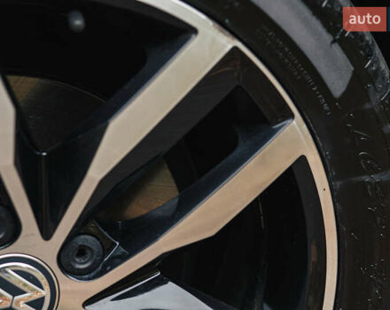 Чорний Фольксваген e-Golf, об'ємом двигуна 0 л та пробігом 110 тис. км за 12500 $, фото 15 на Automoto.ua