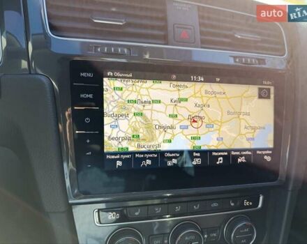 Черный Фольксваген e-Golf, объемом двигателя 0 л и пробегом 59 тыс. км за 14950 $, фото 2 на Automoto.ua