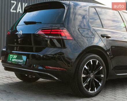 Черный Фольксваген e-Golf, объемом двигателя 0 л и пробегом 93 тыс. км за 15500 $, фото 13 на Automoto.ua