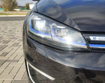 Черный Фольксваген e-Golf, объемом двигателя 0 л и пробегом 133 тыс. км за 14900 $, фото 13 на Automoto.ua